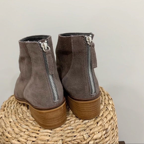 Steve Madden Legally Leather Booties - Picture 3 of 7